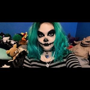 Meet your Posher, Jasmine